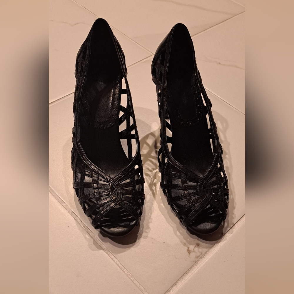 Aerosole Black Heel Shoes - Picture 2 of 4